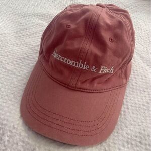 Abercrombie & Fitch hat